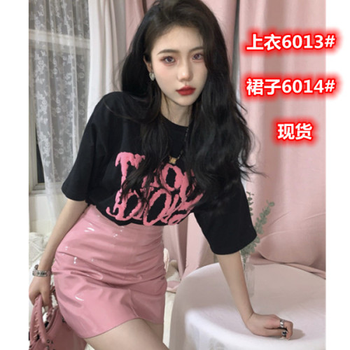 Hot girl sweet and cool style printed T-shirt + pink hip-hugging skirt leather skirt salty and sweet two-piece set for small summer women