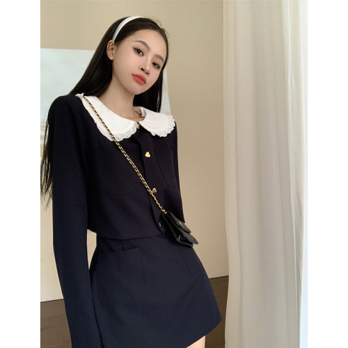 Real shooting real price Xiaoxiangfeng college style two-piece British style Japanese style autumn and winter small Korean style French skirt