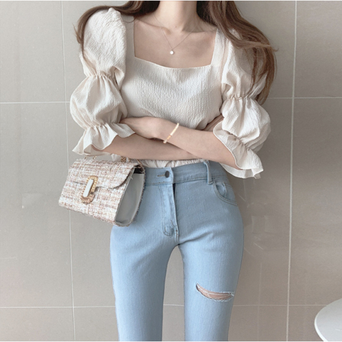 Chic sweet super immortal French style retro show thin square neck dew collar pleated bubble sleeve shirt for women