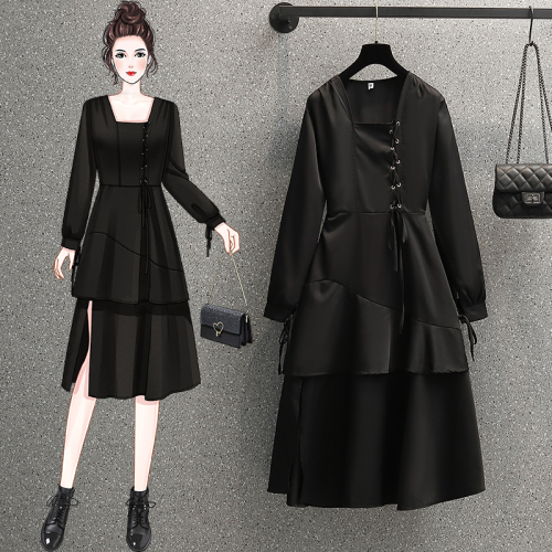 Actual shooting of large women's clothing 2021 autumn new slightly fat sister age reduction French small black dress with a slim waist dress