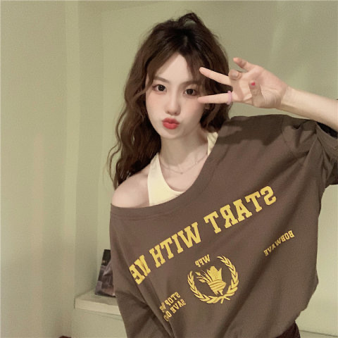 Summer short off-the-shoulder fake two-piece short-sleeved T-shirt women's loose niche pure desire temperament top