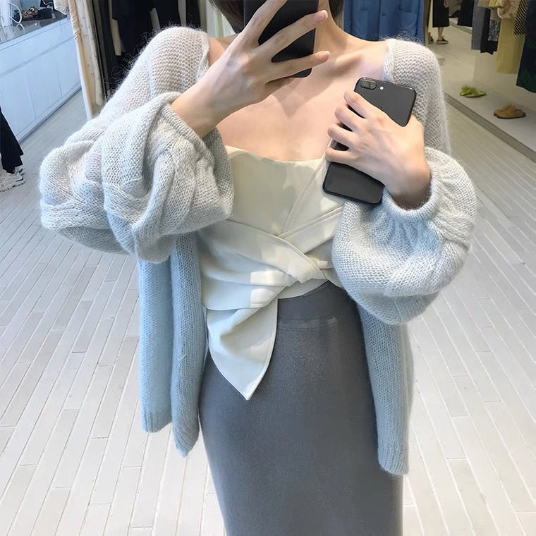 Gentle Department pure desire long sleeved knitted cardigan women's spring and summer new lazy wind soft waxy loose Lantern Sleeve Sweater