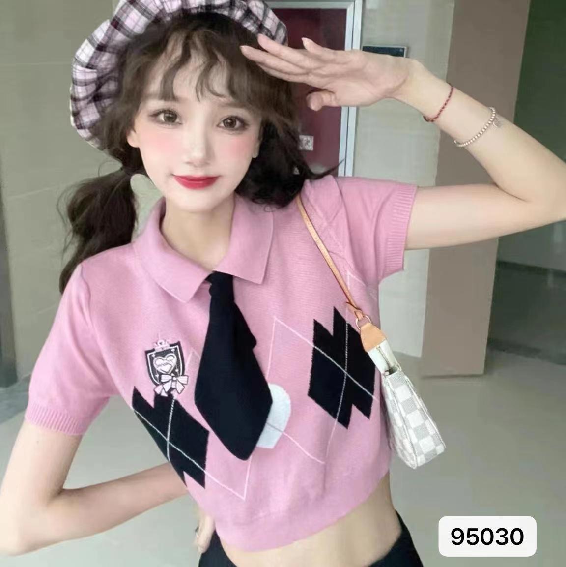 College style Lingge knitwear sweet Spice Girl slim fit and versatile American retro top women's pure desire T-shirt