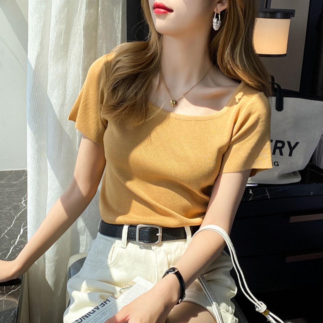 Square collar French ice silk top women's summer 2021 new knitted short sleeve collarbone slim fit short T-shirt