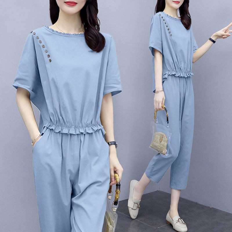 Large women's 2022 new leisure fashion foreign style age reduction light mature style sports suit women's short sleeve summer two-piece set