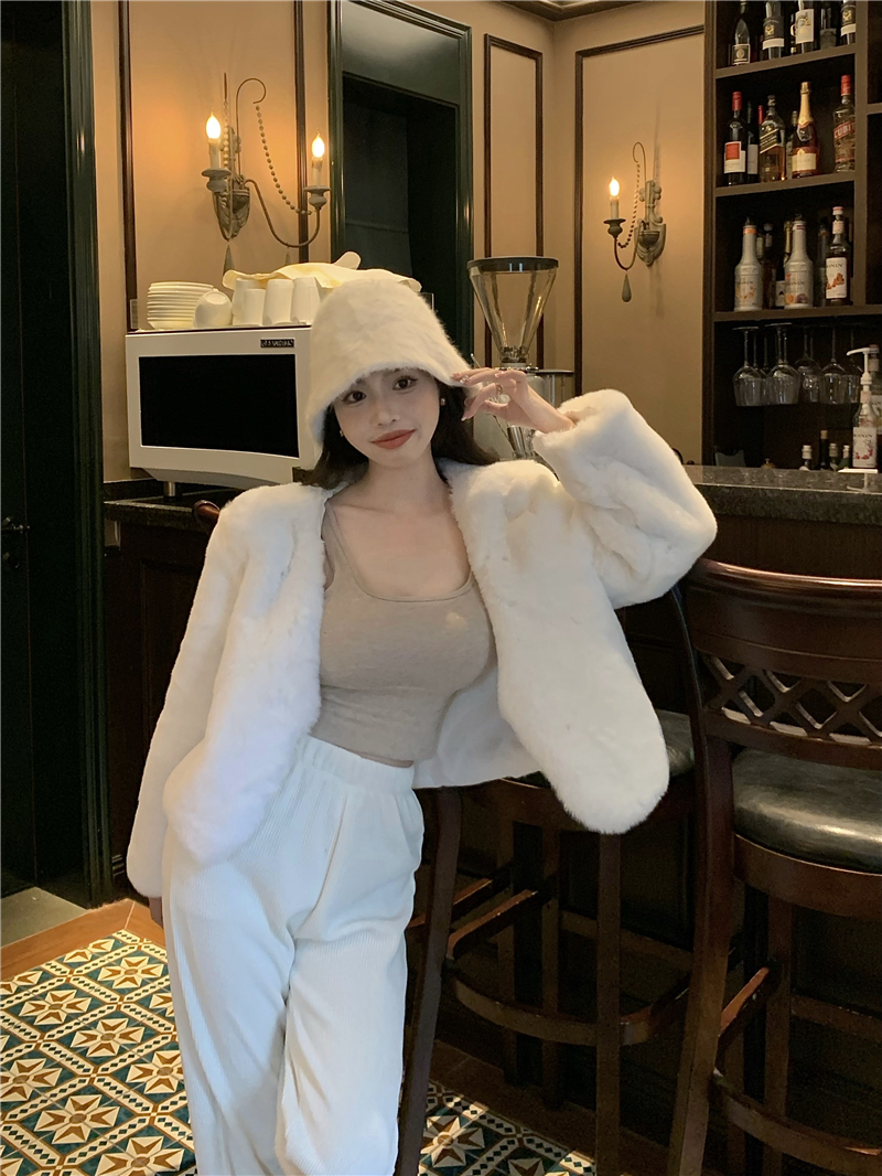 Real sale real price Winter loose thickening short plush coat Korean version all-match fashion cardigan women's clothing