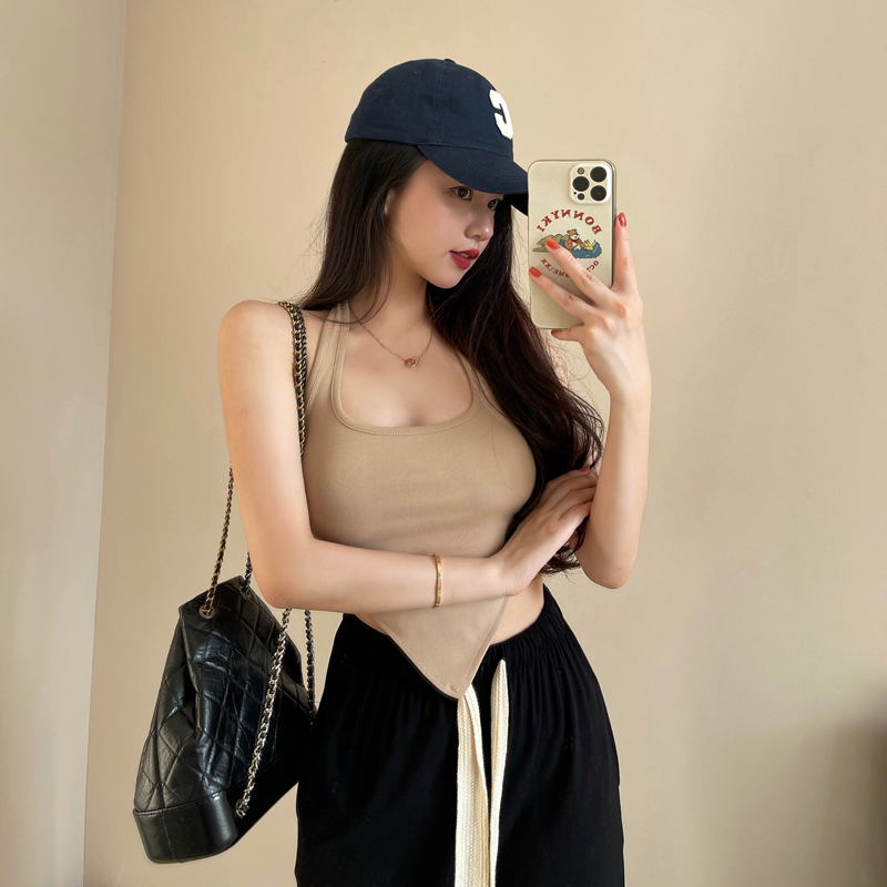Built in a unique refusal to mediocre design, neck hanging vest, sexy backless slim fit suspender, hot girl