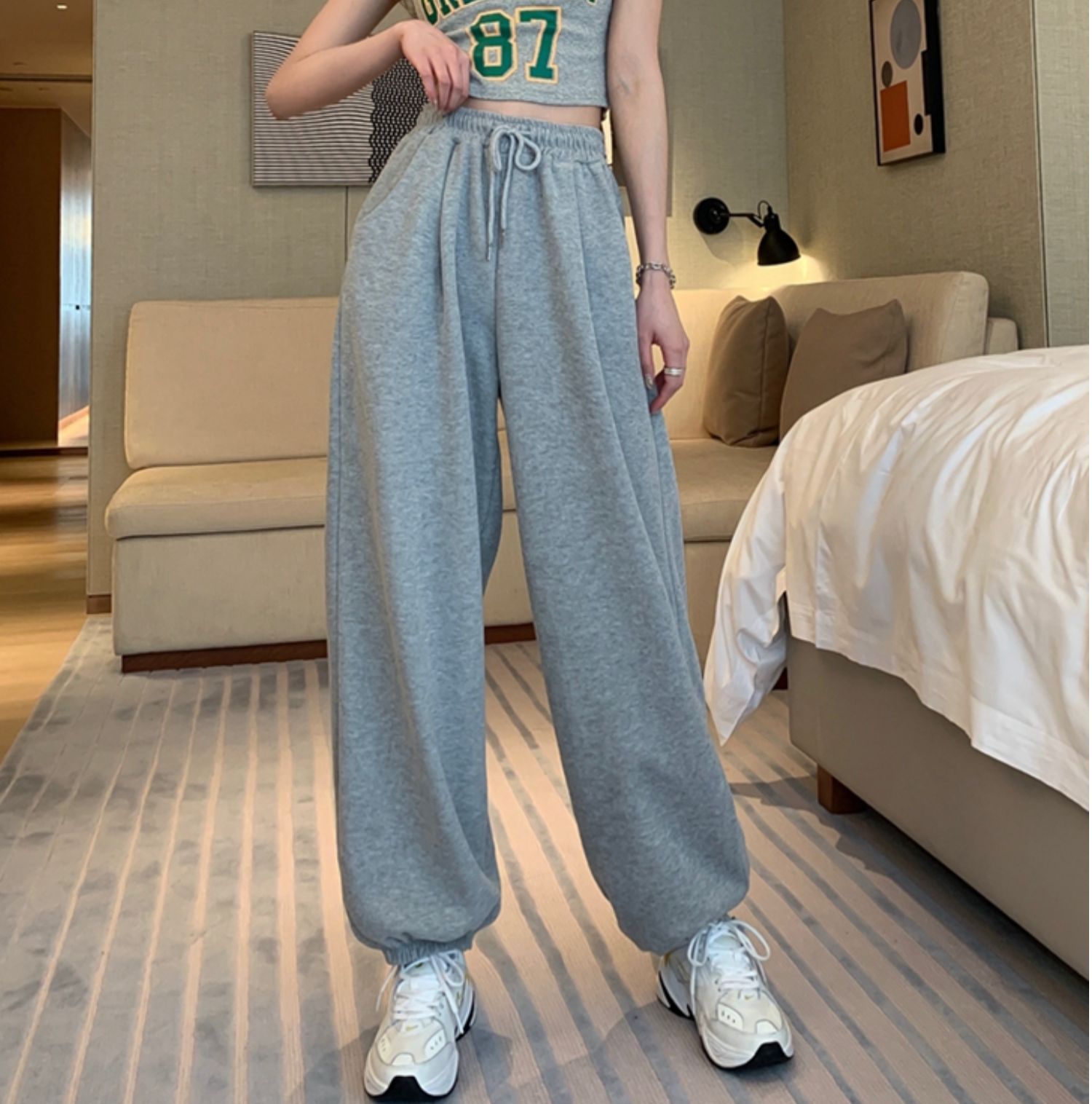 2022 autumn new fat mm sweatpants women's bodysuit pants students' casual Leggings look thin Harlan large pants women
