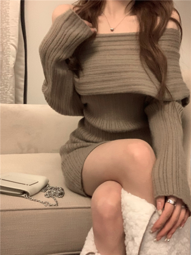 Real shot Pure desire to wear a one-neck sweater dress on both sides