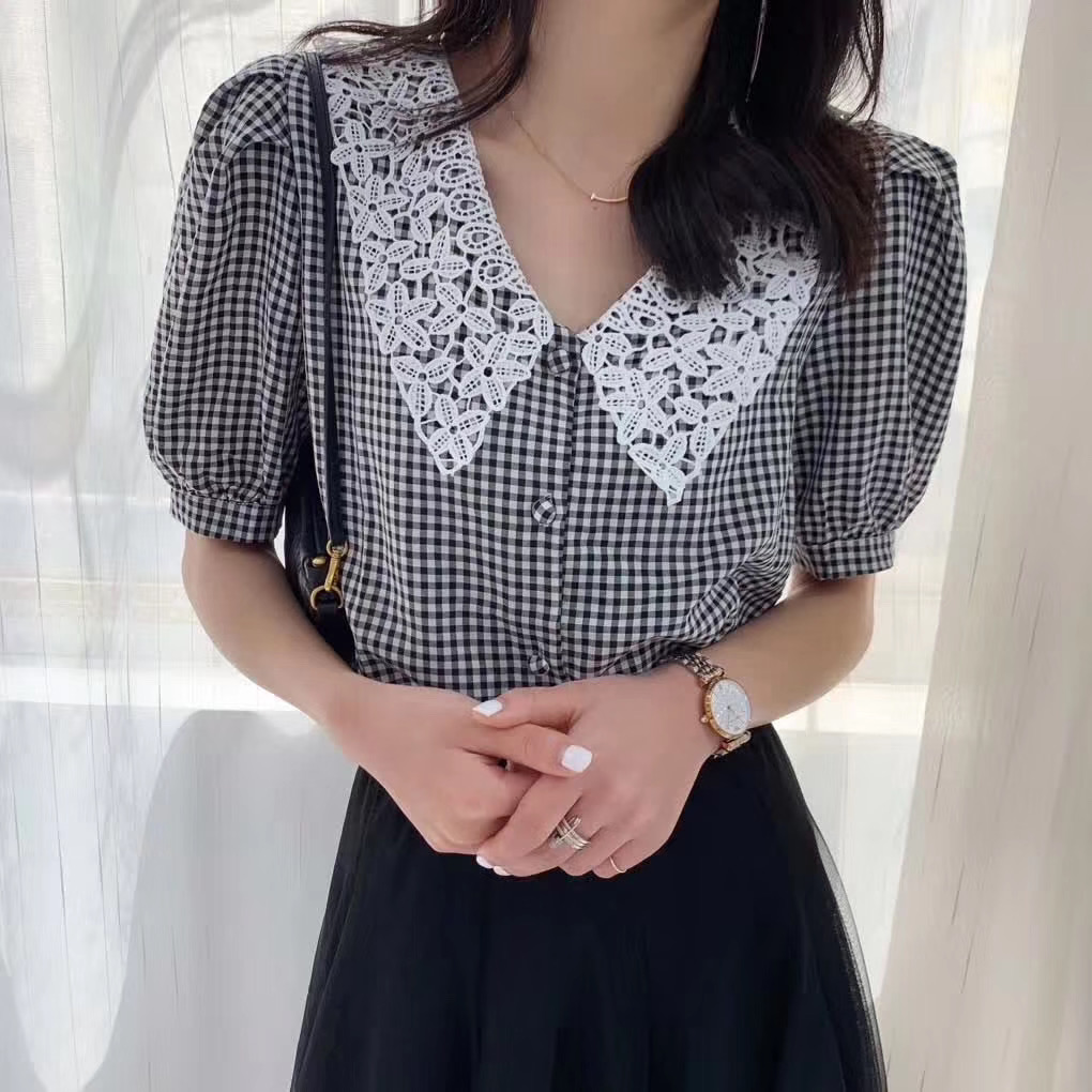 Korean literature Plaid short sleeve women's summer retro sweet Lace Baby collar bubble sleeve shirt versatile top