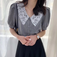 Korean literature Plaid short sleeve women's summer retro sweet Lace Baby collar bubble sleeve shirt versatile top