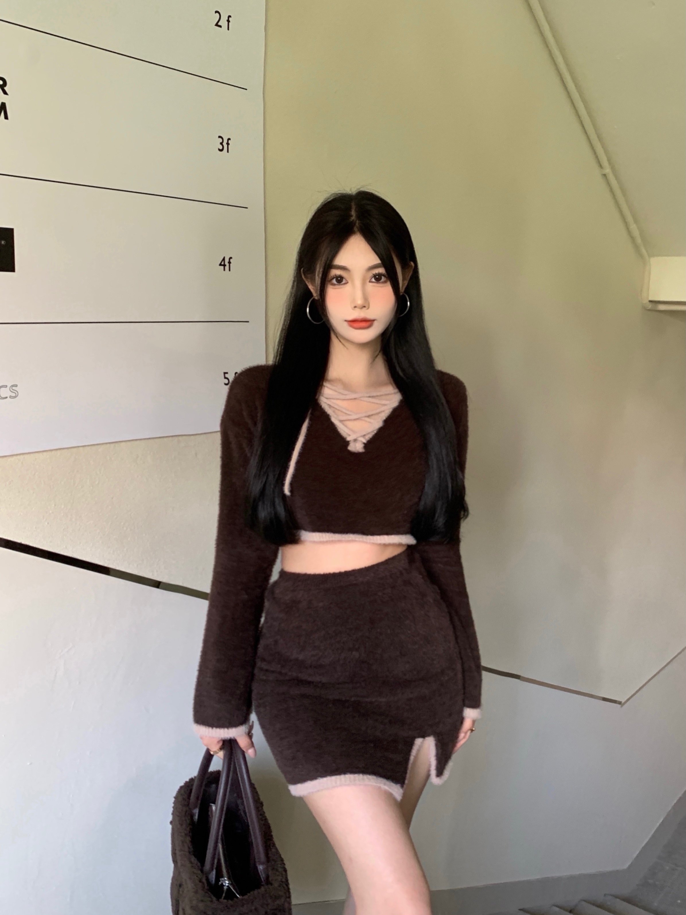 Real shooting real price autumn and winter new spice girl minority design feeling gentle atmosphere Plush fashion suit