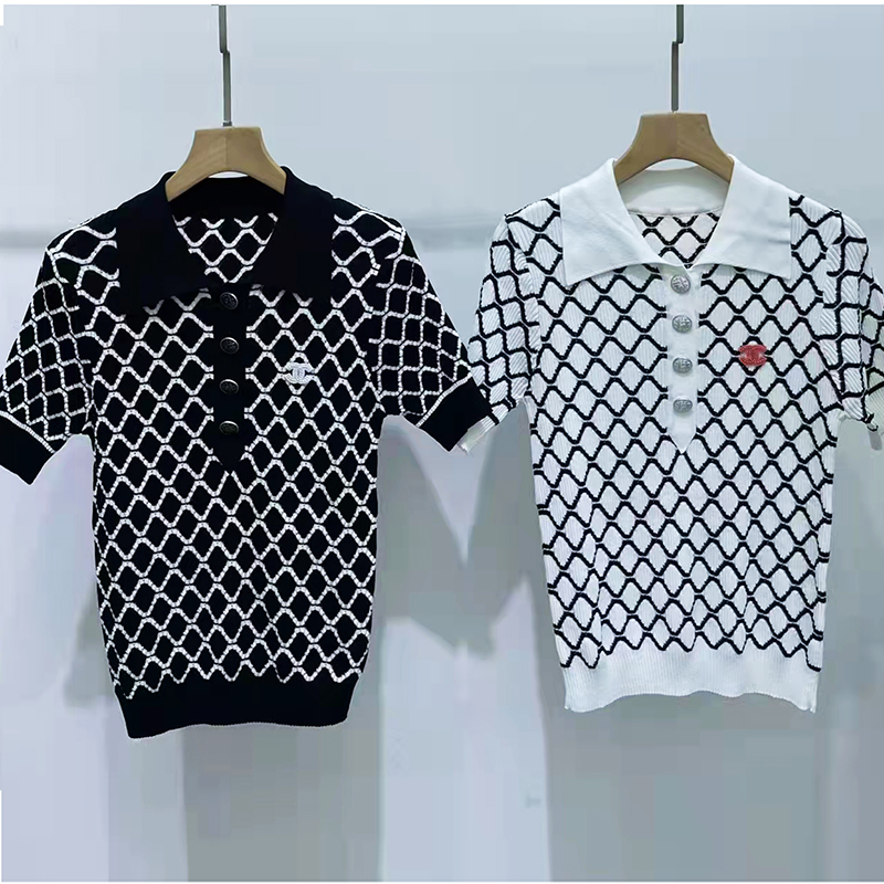 2022 Xia Xiaoxiang Plaid round neck knitted short sleeve T-shirt women's top