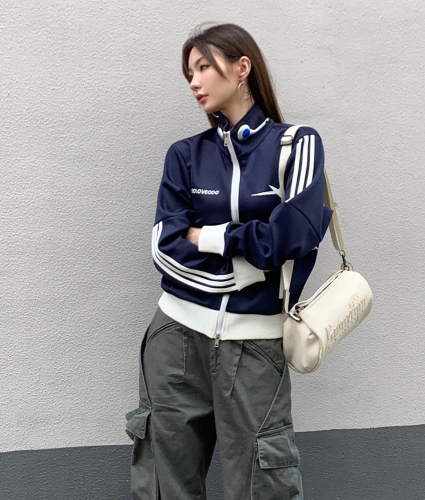 Real shot  autumn and winter new star design sense contrast double zipper short jacket cardigan women's jacket sports style