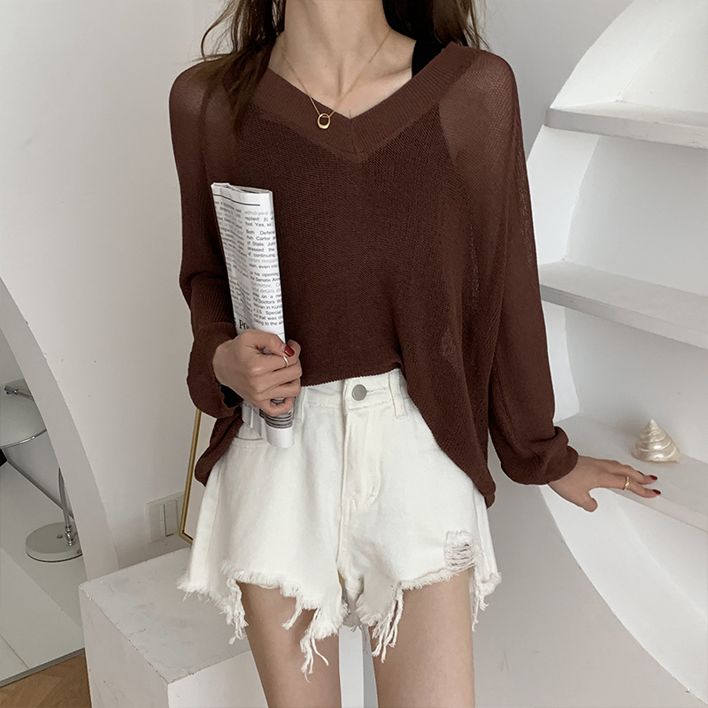 Real shooting lazy wind thin long sleeve sunscreen sweater women's loose and thin Korean white outer top in summer