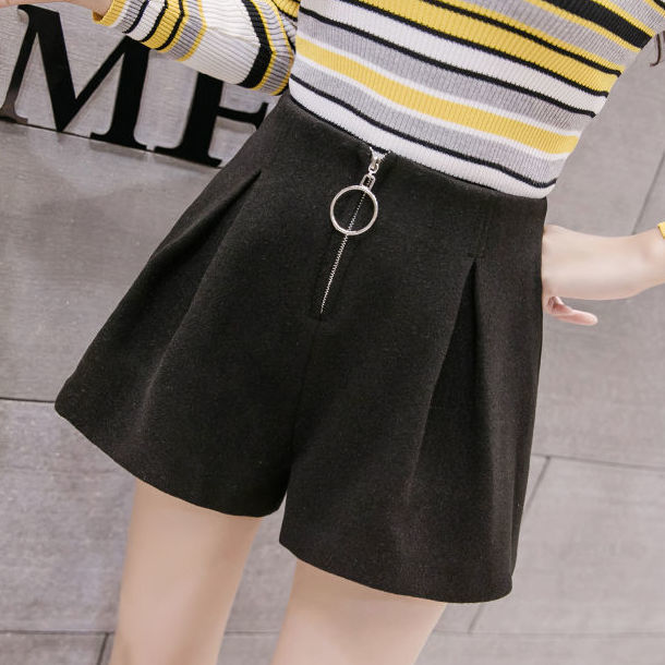 Shorts women's autumn and winter new style outer wear tide high waist bottomed winter word wide leg loose woolen boots and pants
