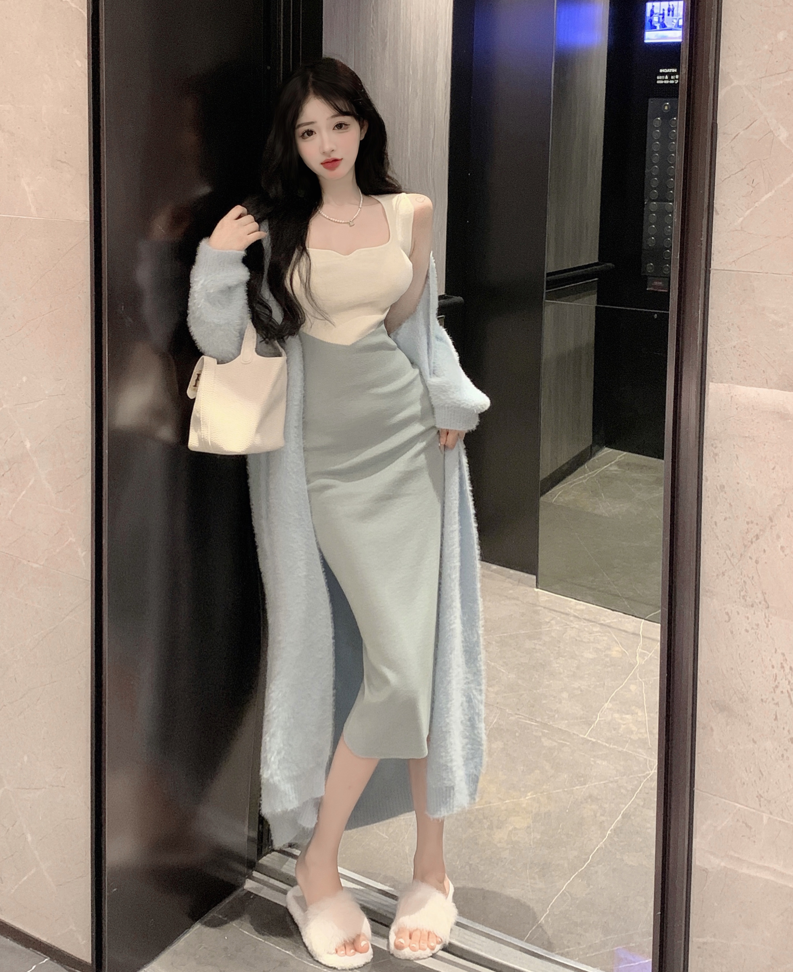 Real shooting real price ~ gentle v-neck color matching slim fit and thin knitted bottoming dress mid-length sweater jacket