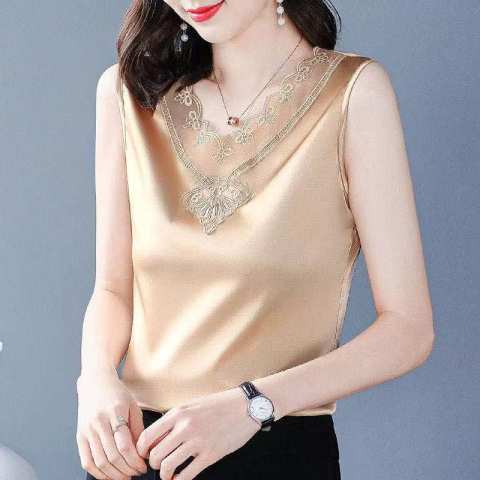 Lace camisole women's outerwear spring and summer new loose large size silk satin inner V-neck sleeveless top women