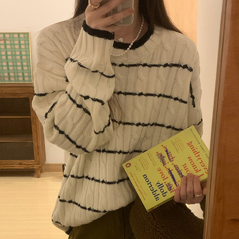 Striped Twist Sweater Women's Fall 2022 New Korean Style Loose Lazy Wind Design Warm Soft Waxy Knit Sweater