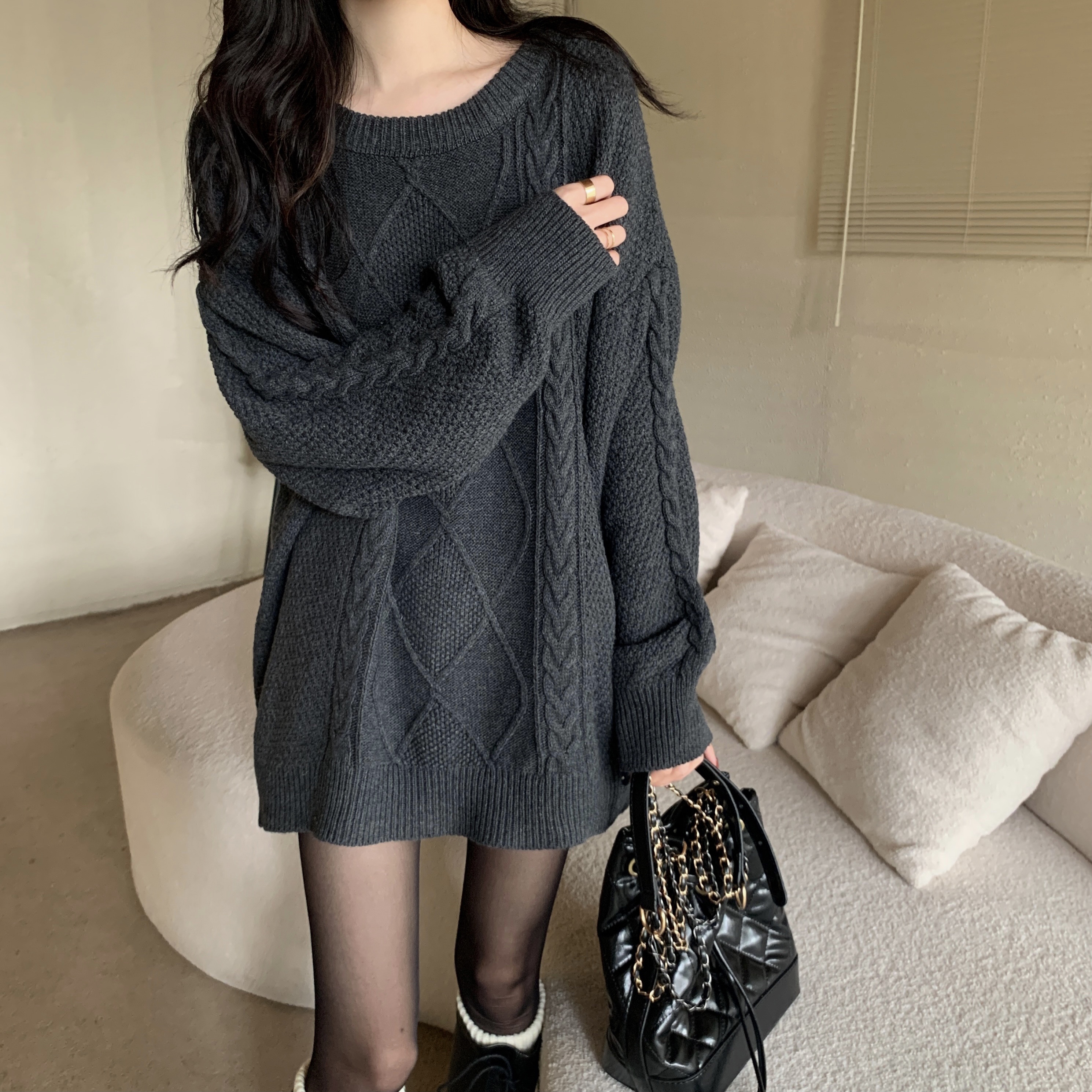 Real shooting and real price autumn and winter new lazy and loose, wearing twist medium and long sweater outside