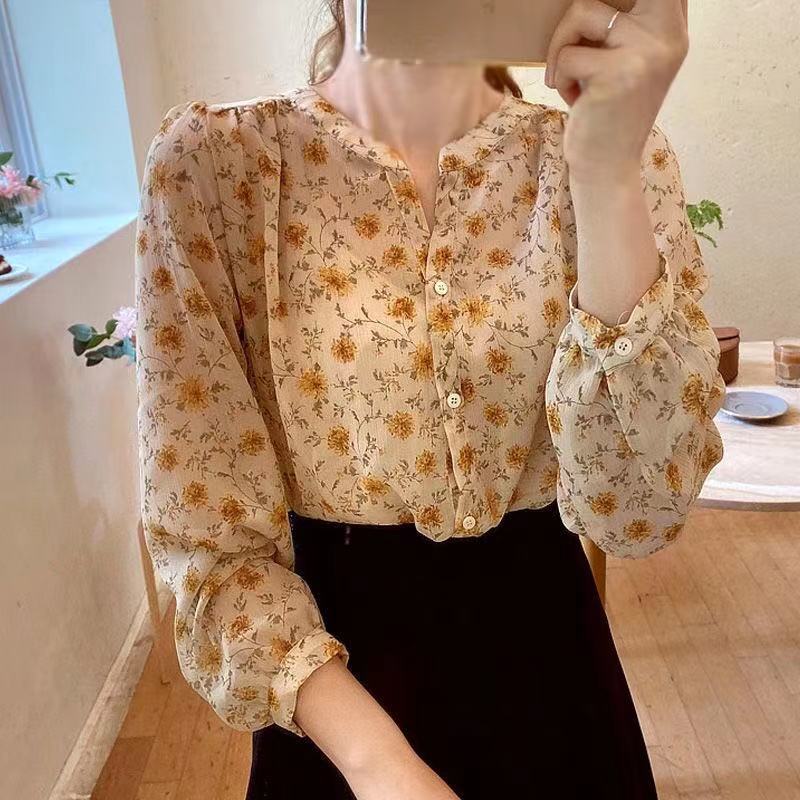 Spring new fashion long sleeve Floral Chiffon shirt women's thin foreign style printed V-neck small fragrance bottomed shirt Fairy