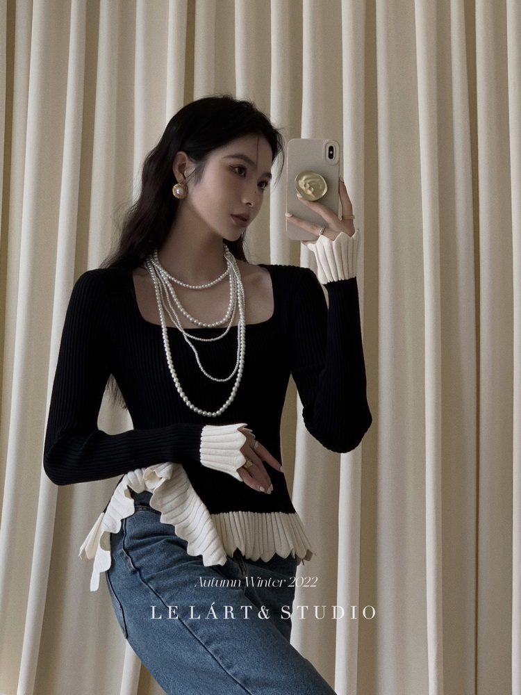 LELART2022 autumn and winter foreign style thin irregular splicing color contrast elegant French square collar knitted sweater women's sweater