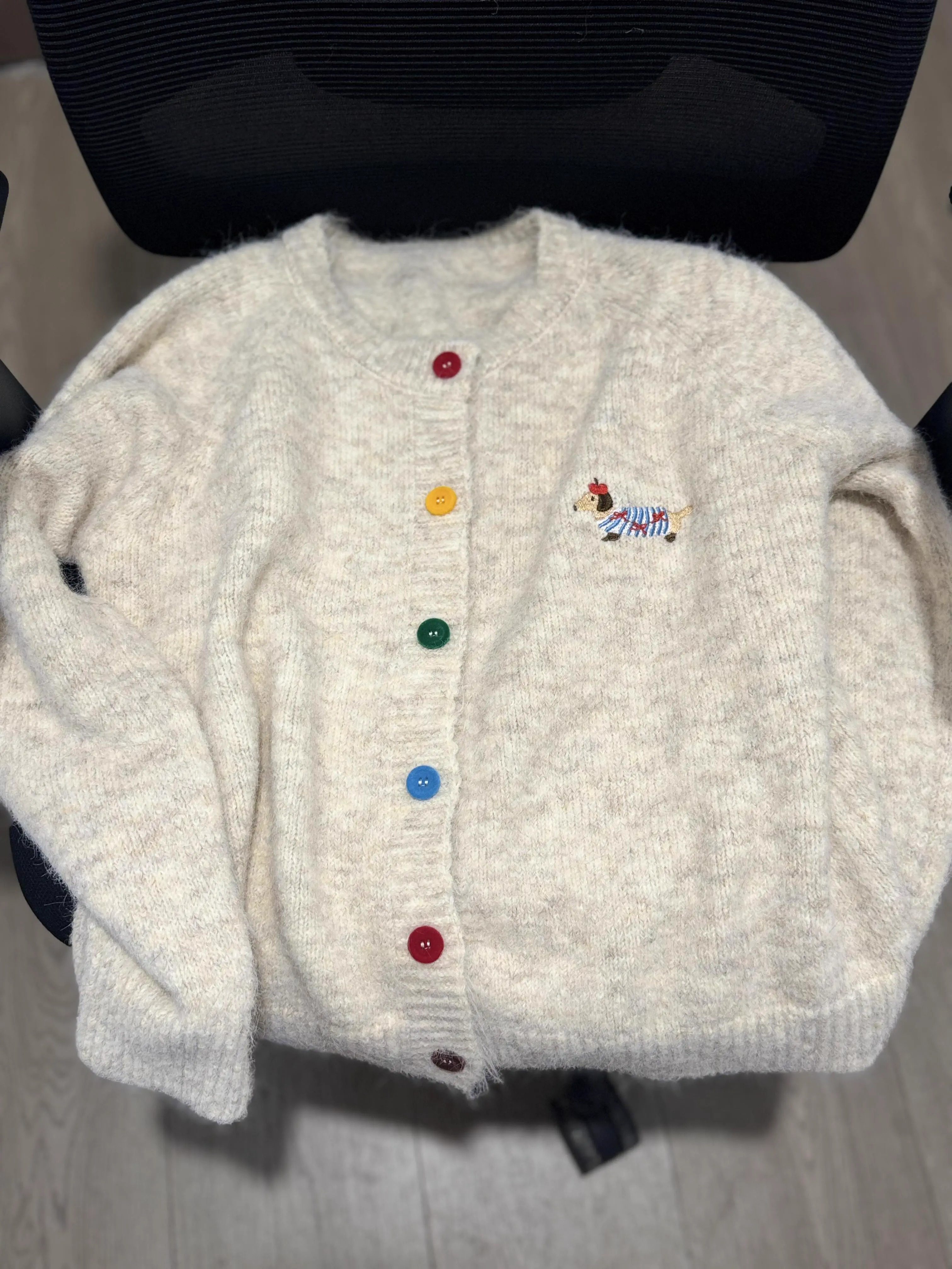 秋冬糖果色扣子毛衣開衫女小狗刺繡軟糯外套甜美百搭寬鬆復古上衣