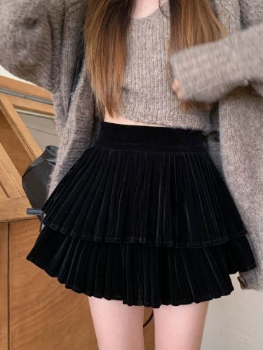 Real price~Black velvet cake skirt autumn and winter all-match slimming pleated girl miniskirt skirt lining