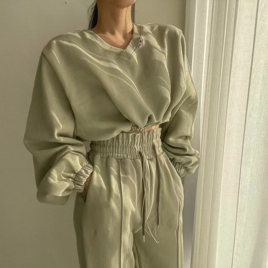 Korean chic winter new retro V-neck pullover short drawstring sweater + leggings casual pants suit