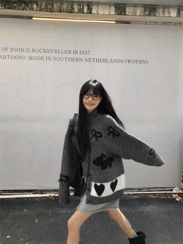 Korean autumn knitted patchwork contrasting pattern thickened long-sleeved sweater jacket