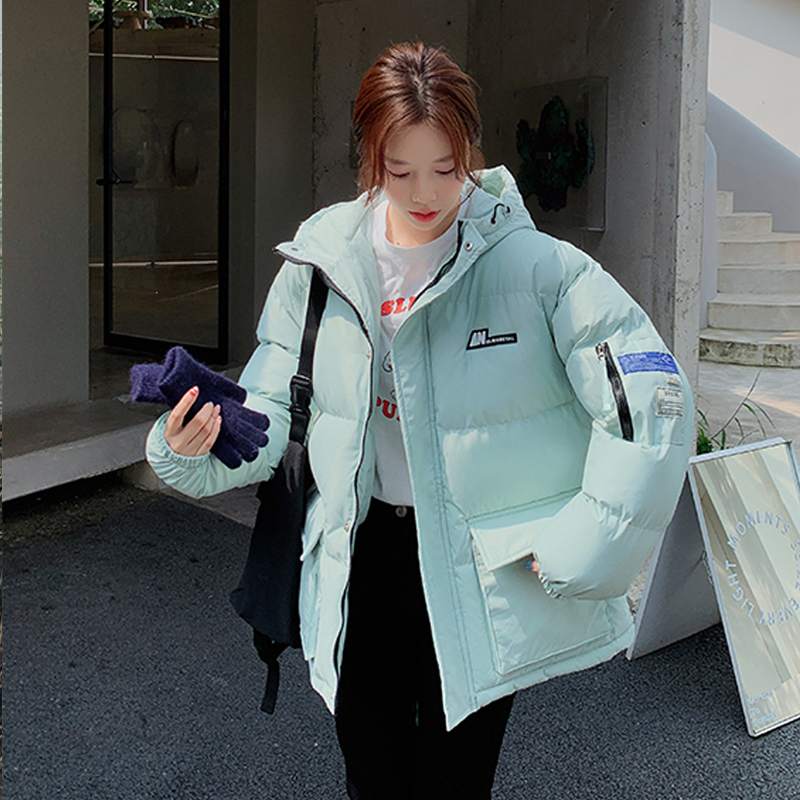 Real shot winter cotton-padded women's 2022 new oversize cotton-padded clothing niche student design short jacket trend