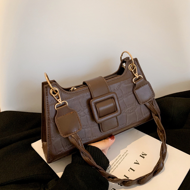 Popular net red feeling across the small package 2022 new pure color twist single shoulder fashion bag armpit bag