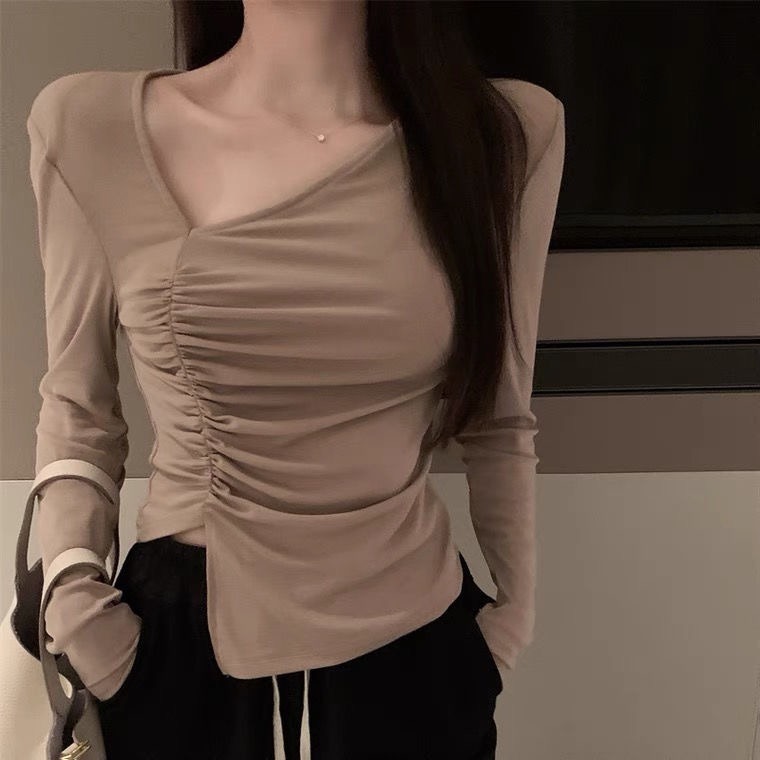 Pure erotic sexy Spice Girl diagonal neck split long sleeve T-shirt design sense pleated irregular bottomed Shirt Top