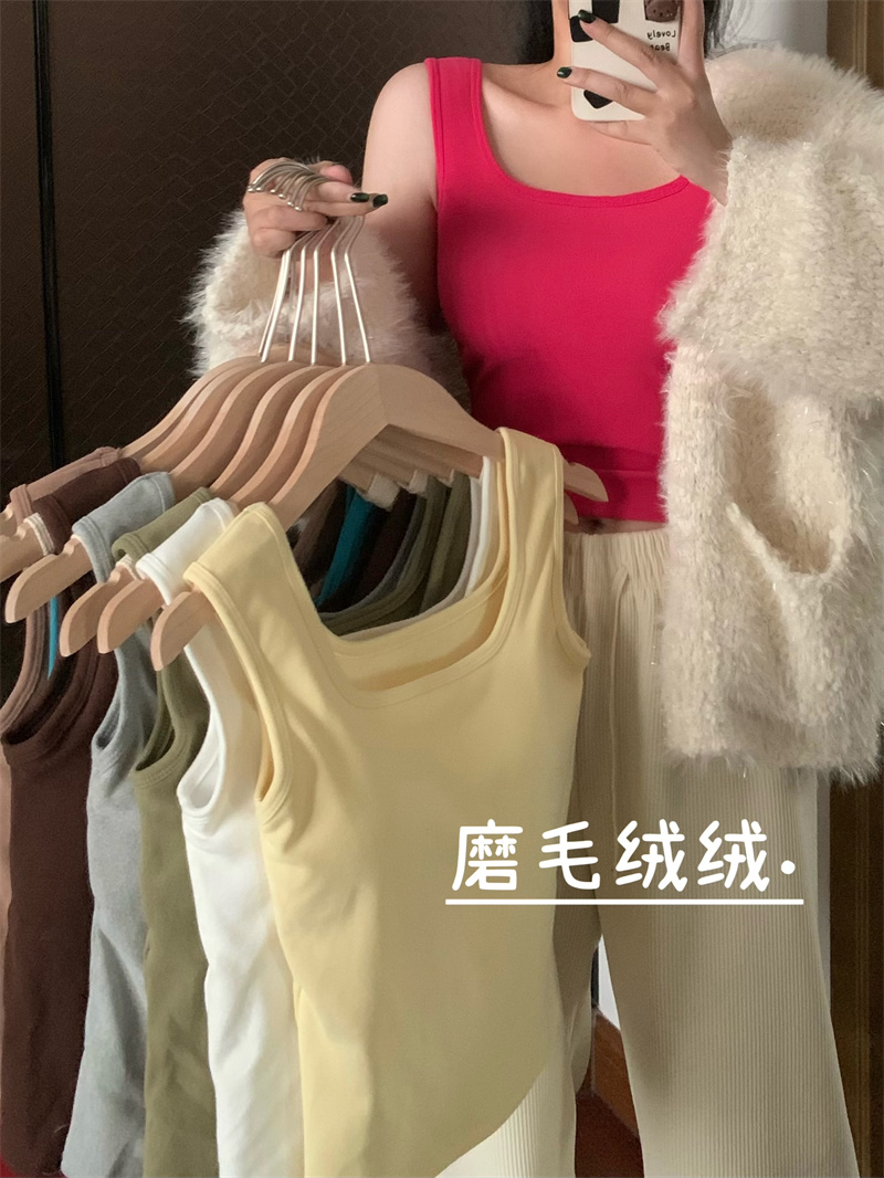 Shot Autumn/Winter Velvety Plush Dopamine Fitted Tank Top with Bra Cup for Nudist Style Strappy Top