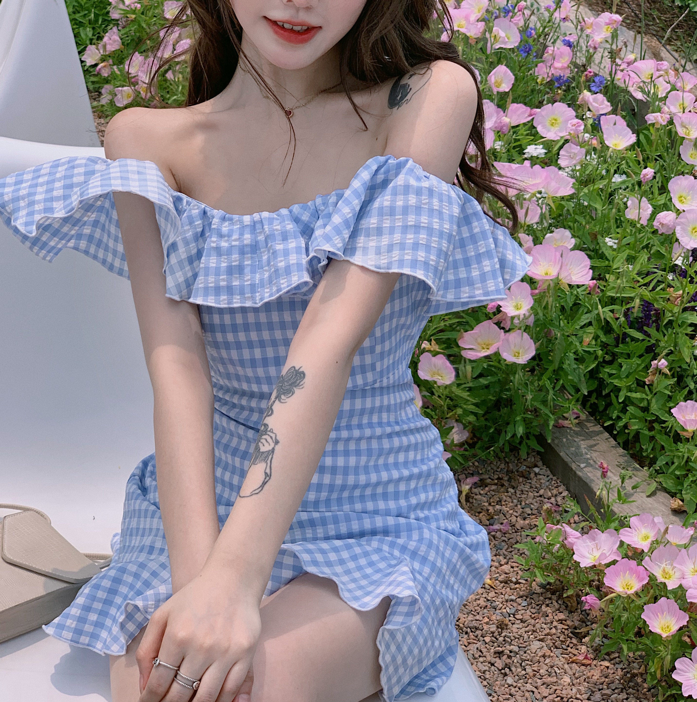 Real photo real price Plaid one shoulder dress female