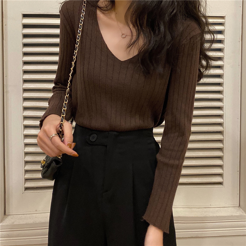 Real shot real price V-neck knitted sweater women's pit strip slim fit bottoming long-sleeved top