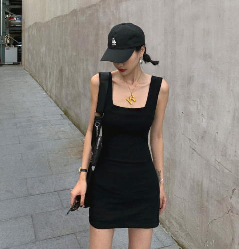 Real picture elegant black and white square neck tank top corset sexy dress slim wrap hip short skirt elastic bottoming autumn and summer women