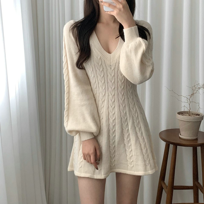 Korean chic autumn and winter retro hemp pattern V-neck waist small lantern sleeve A-word knitted sweater dress women