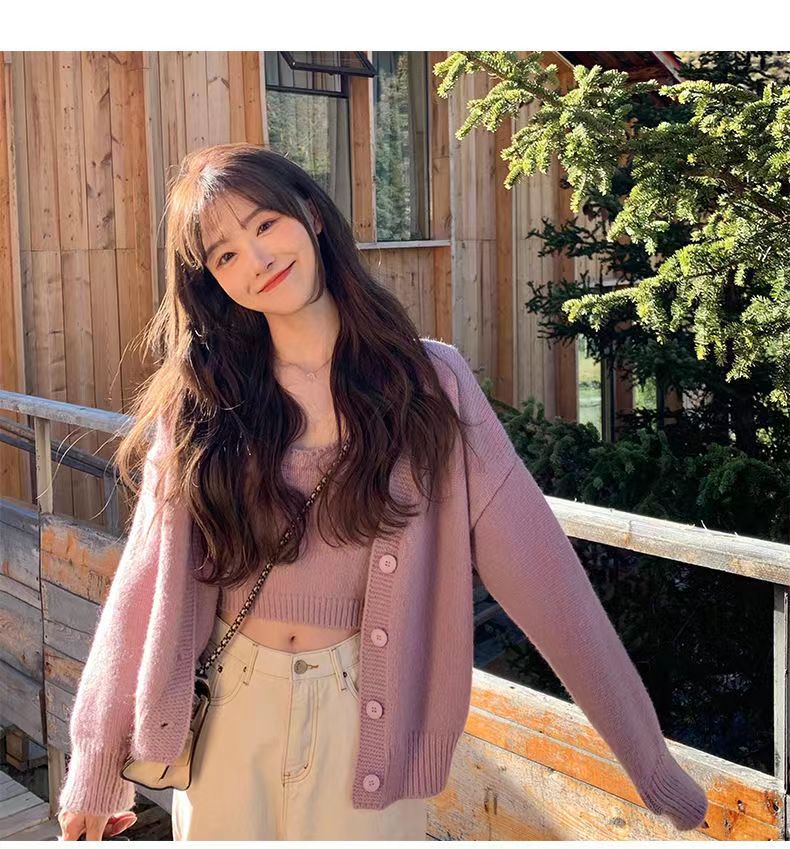 Gentle and lazy style sweater coat women's 2022 new autumn camisole knitted cardigan two-piece top