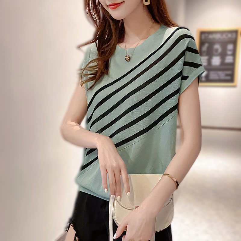 Striped short-sleeved t-shirt women's loose Hong Kong style aircraft sleeve top 2023 summer new ice silk sweater thin ins tide