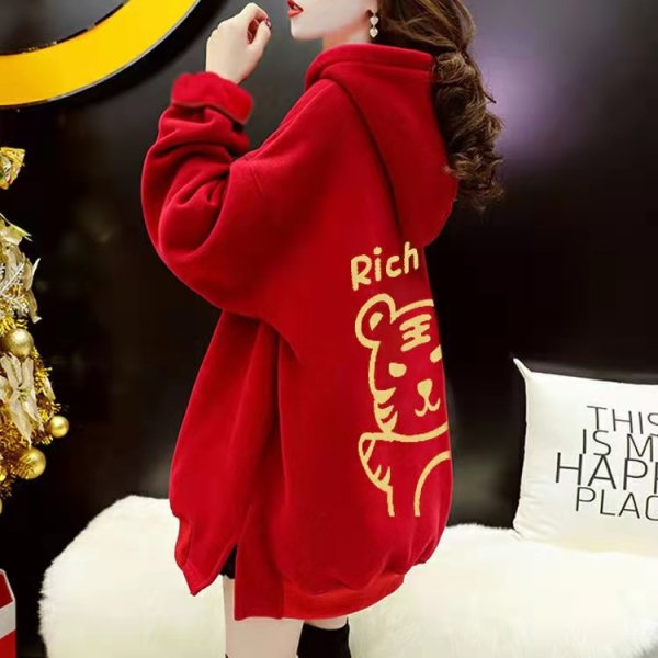 2022 year of the tiger red sweater women's autumn and winter Korean printed Plush thickened jacket for Chinese New Year