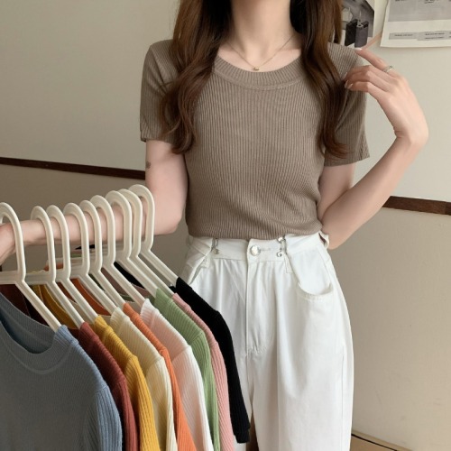 Ice silk knitted short sleeved T-shirt women's 2022 new ins fashion slim fit and versatile bottoming shirt round neck short upper garment