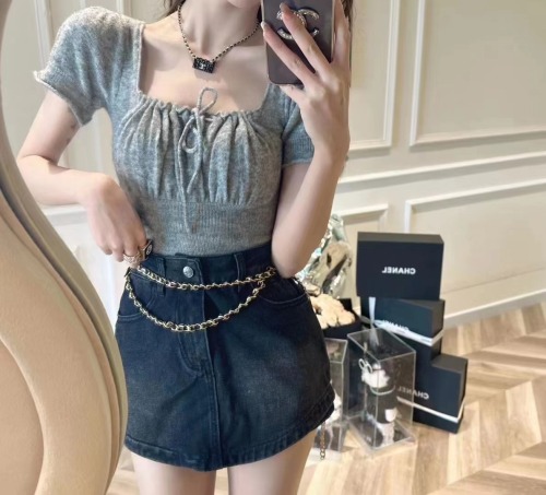 French square neck drawstring pure lust hot girl short slim fit gray T-shirt top women's high-end chic knitted sweater