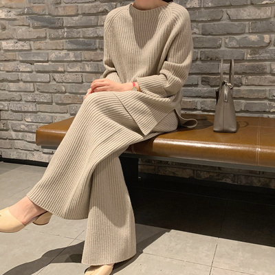 Autumn and winter Korean version round neck side split sweater sweater sweater versatile hanging feeling wide leg trousers two-piece suit women