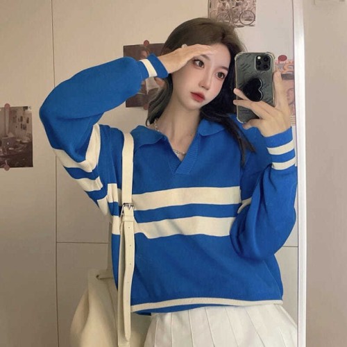 Japanese POLO collar striped knitted sweater women's autumn top 2022 new net red design small popular sweater