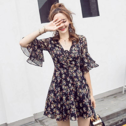 Spring Korean version small fresh skirt small super fairy collar trumpet sleeve Floral Chiffon Dress