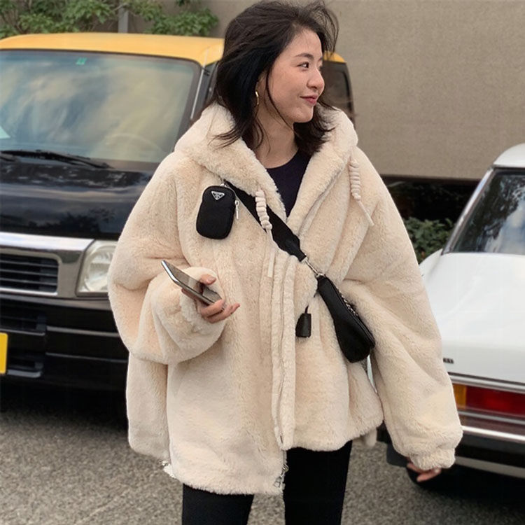 Heart softened rabbit soft cute fur coat women's short realistic imitation Rex Rabbit Fur in autumn and winter