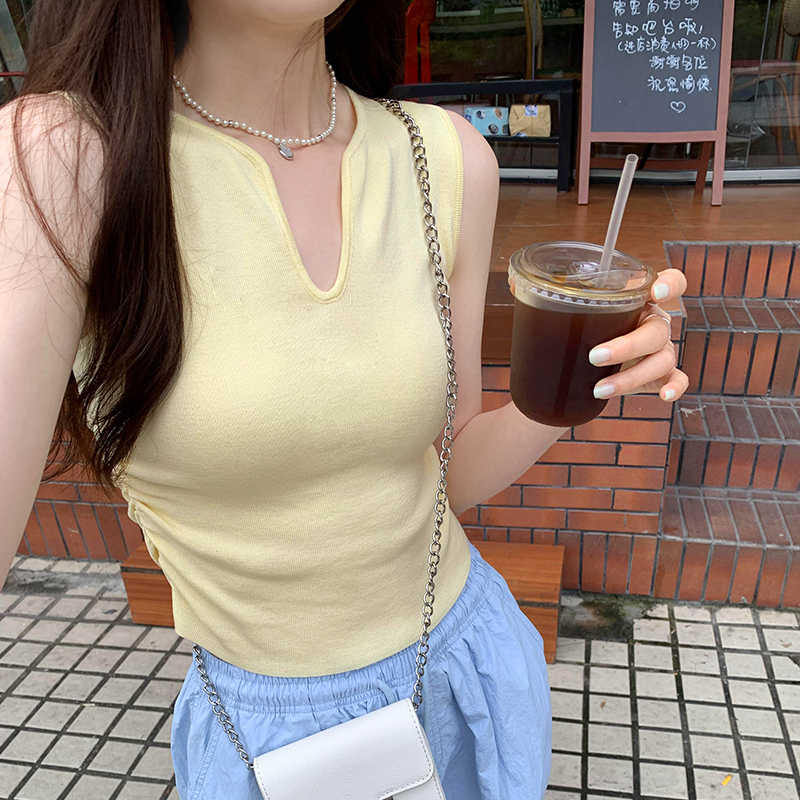 Photographed Image Hong Kong Style High-End Fitted Waist Pleated V-Neck Backless Top for Women Summer New Arrival Outerwear Charming Sleeveless Slimming Blouse