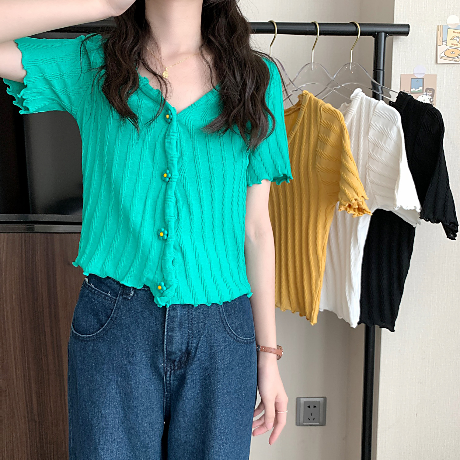 Real price ~ flower short sleeved shirt cardigan short blouse women
