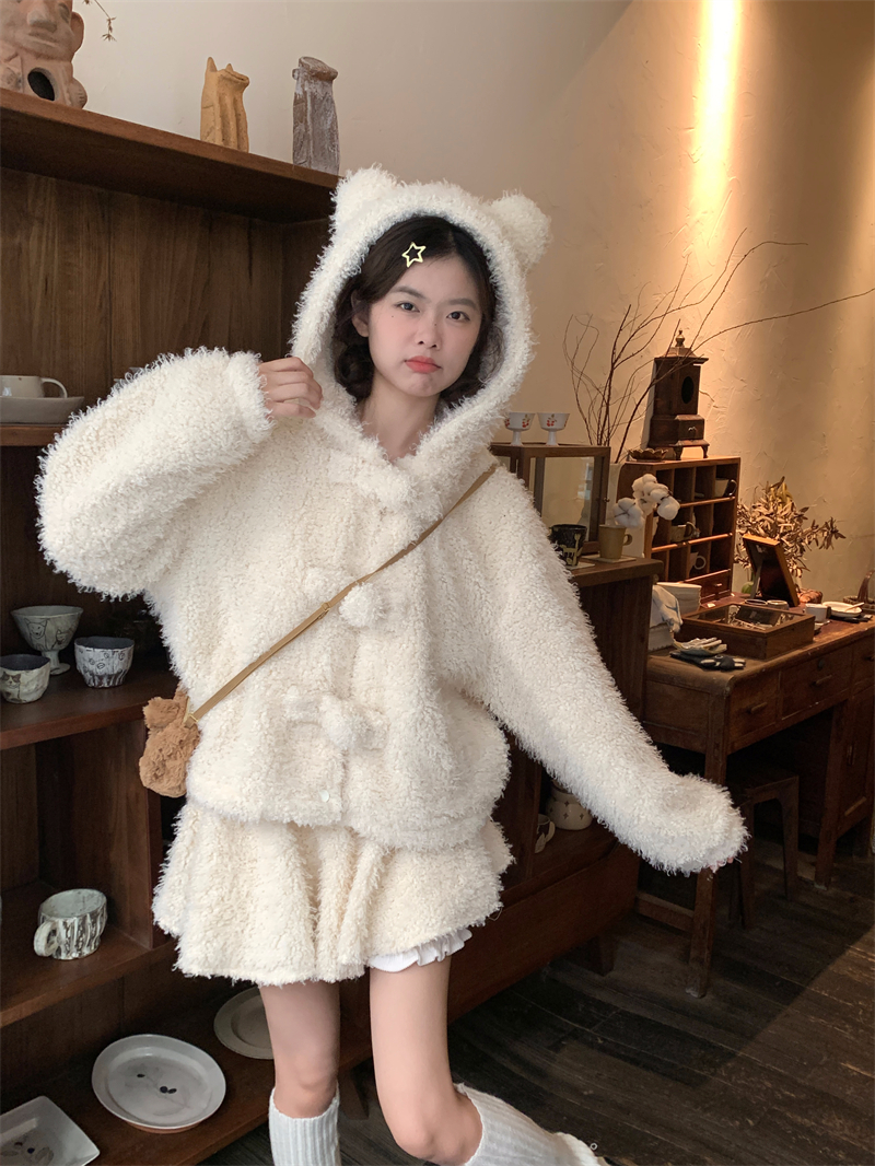 實拍~奶系純欲設計感毛絨盤扣連帽外套高腰半身短裙兩件套